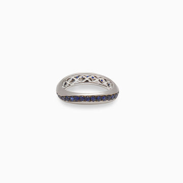 Sapphire Wavy Ring in Matte 18K White Gold
