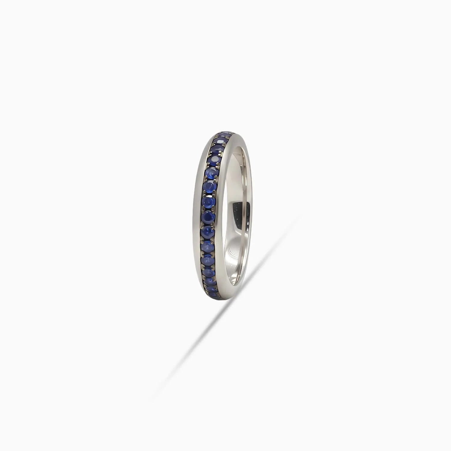Sapphire Wavy Ring in Matte 18K White Gold