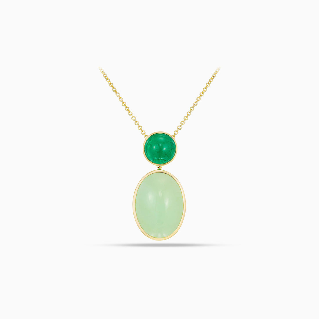 Cabochon emerald and chalcedony pendant in 18K yellow gold