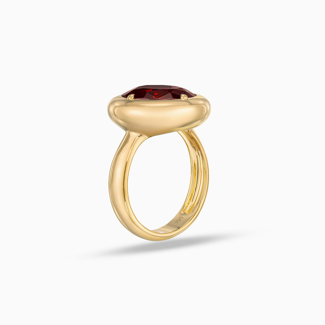 Pillow bezel round garnet ring in 18K yellow gold