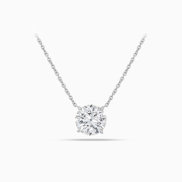 Round brilliant cut diamond pendant in platinum